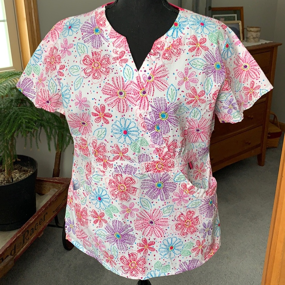 Scrub top